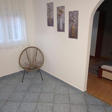 Apartmani Italo ビオグラード・ナ・モル エクステリア 写真