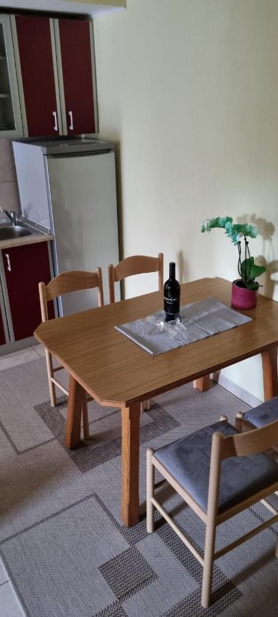 Apartmani Italo ビオグラード・ナ・モル エクステリア 写真